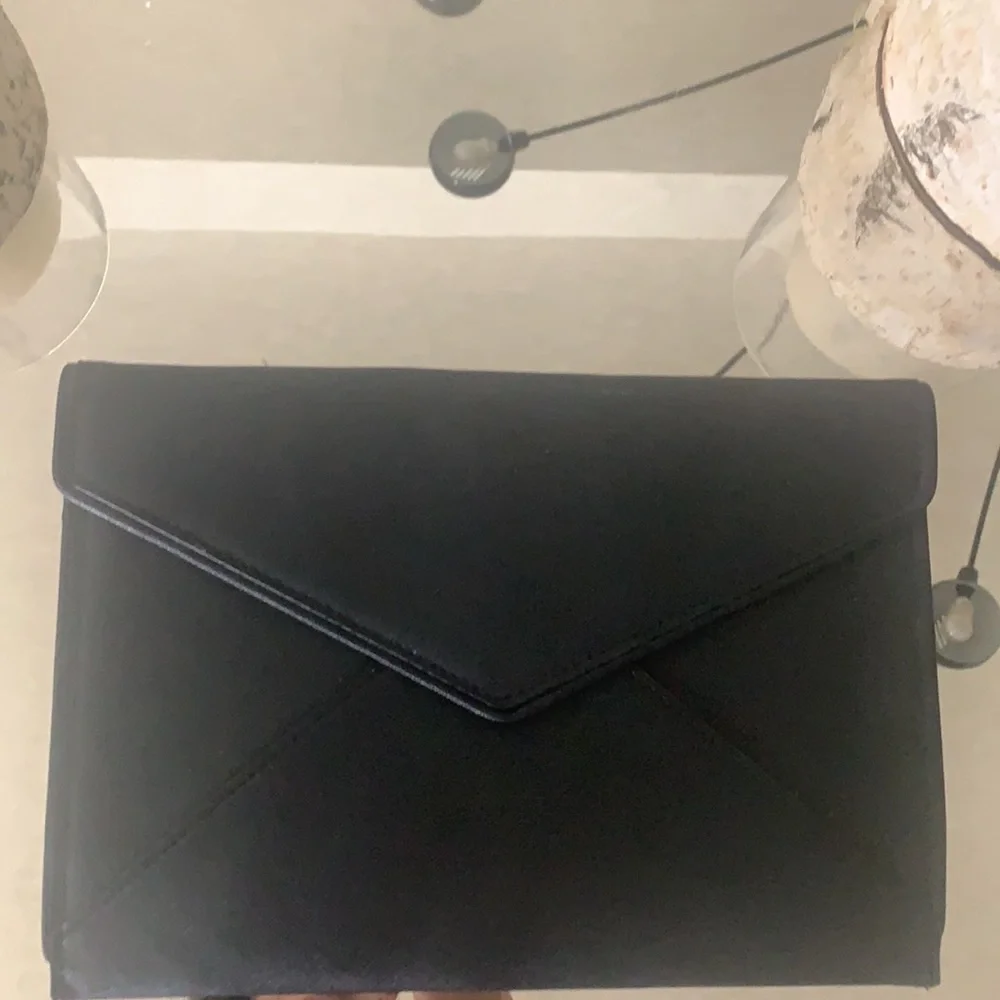Sephora‎ black thin clutch